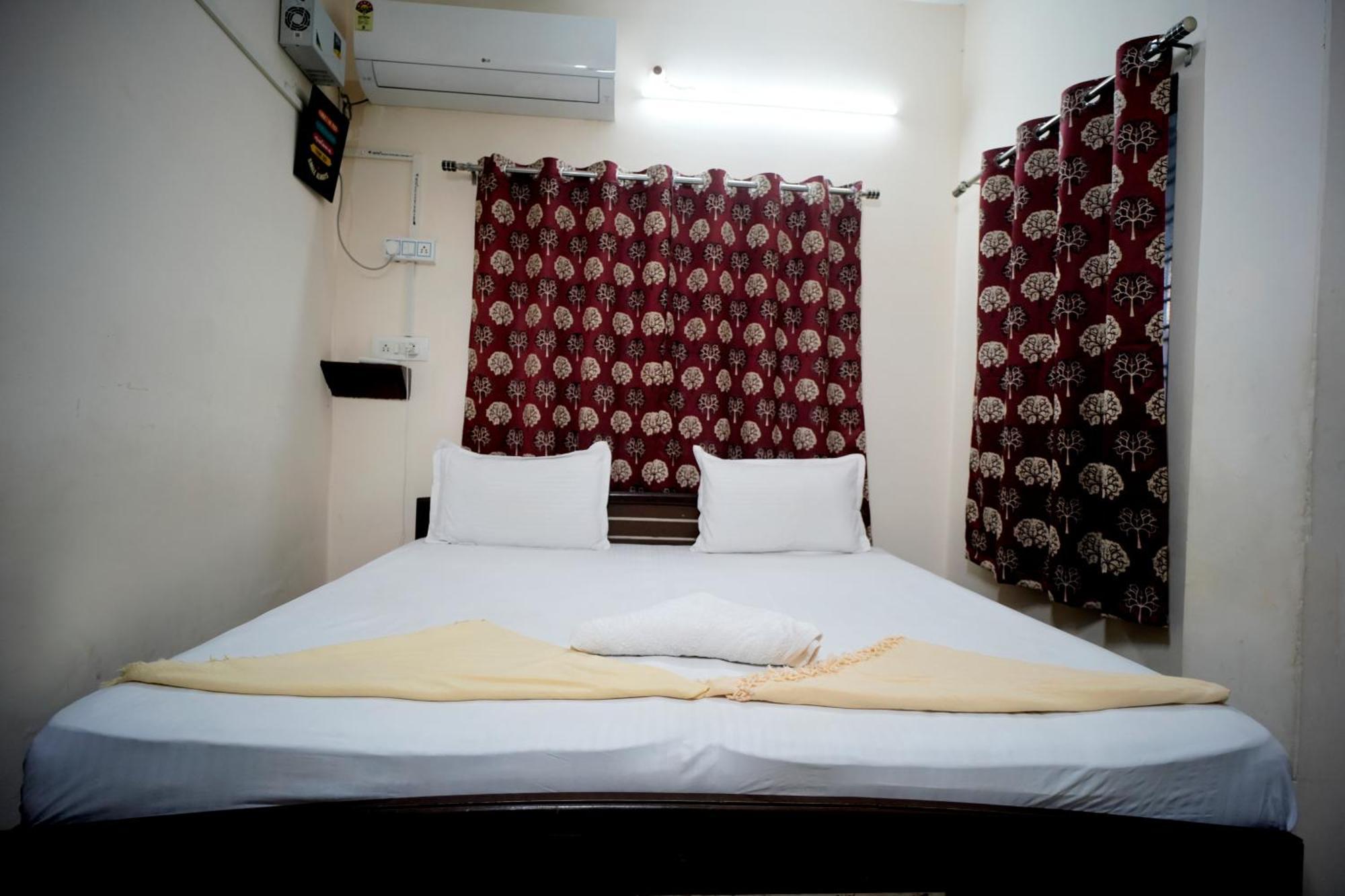 Banaras Gully House 500 Ft From The Ghats Varanasi Exterior foto